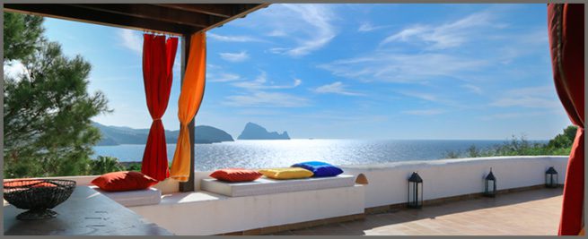 Oportunidades únicas de alquiler de casas en Ibiza cala conta 1